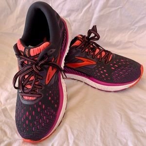 Brooks Transcend 6 Running Shoes Black/Purple, Women’s Size 8 Medium B, Sneakers